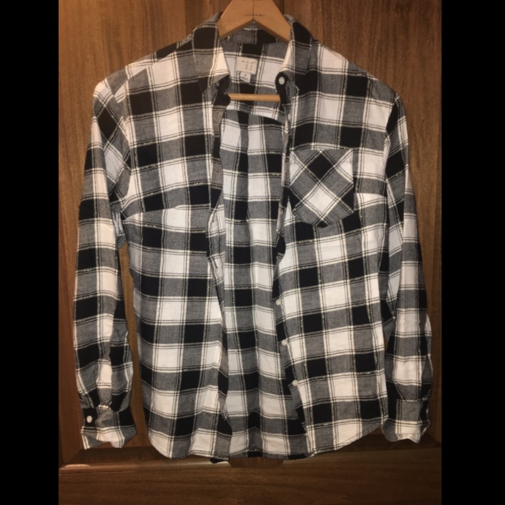 Plaid flannel- black, white, and gold